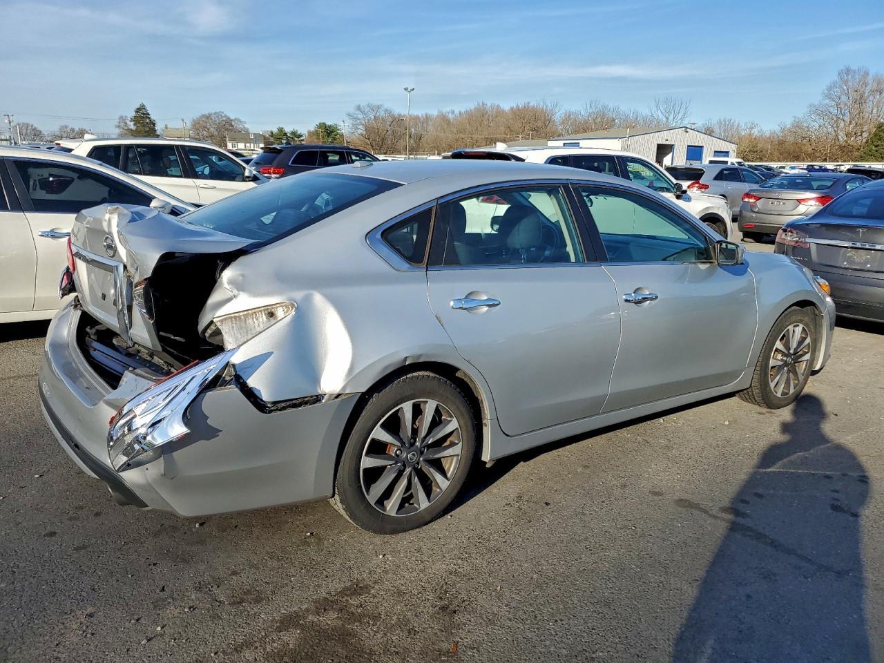 2017 NISSAN ALTIMA
