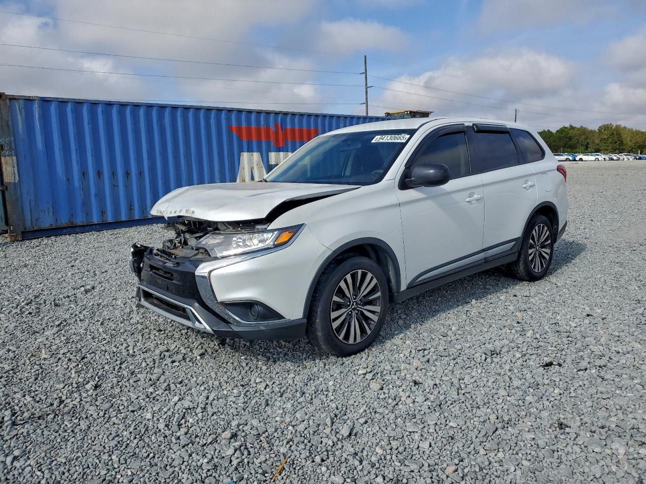 2019 MITSUBISHI outlander