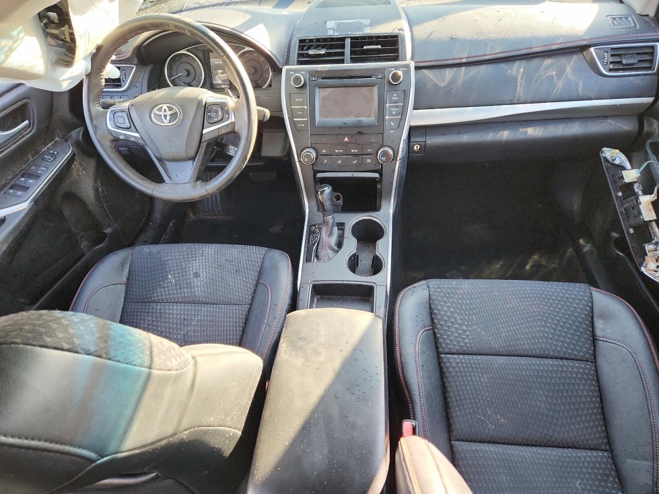 2015 TOYOTA CAMRY