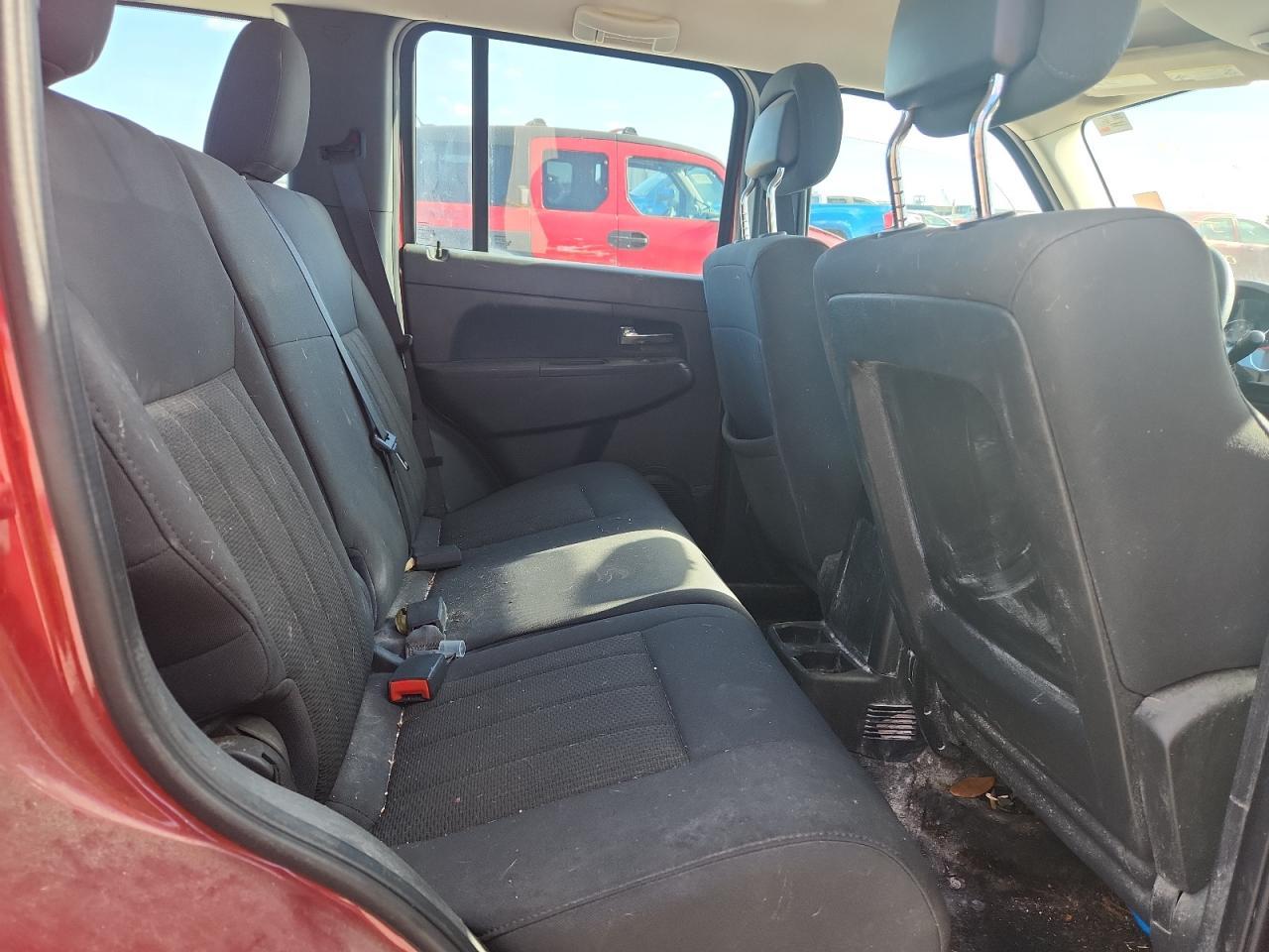 2011 JEEP Liberty