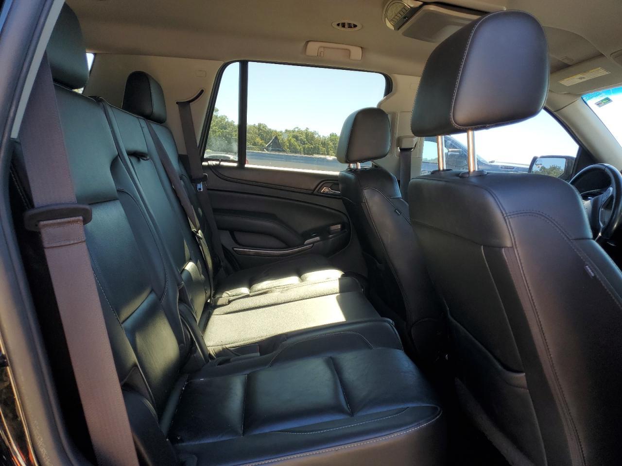 2016 CHEVROLET Tahoe