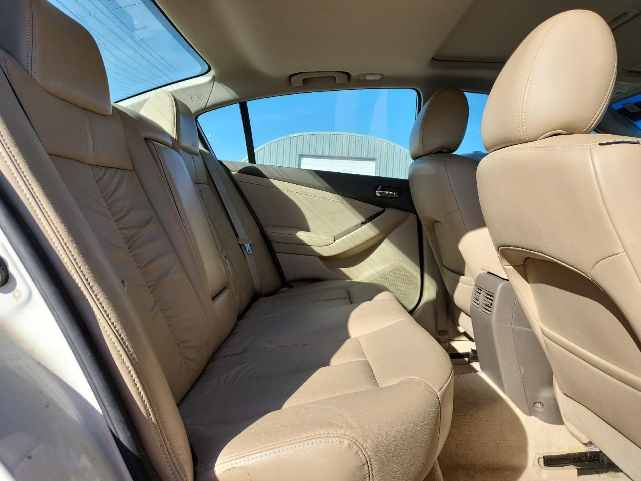 2011 NISSAN ALTIMA