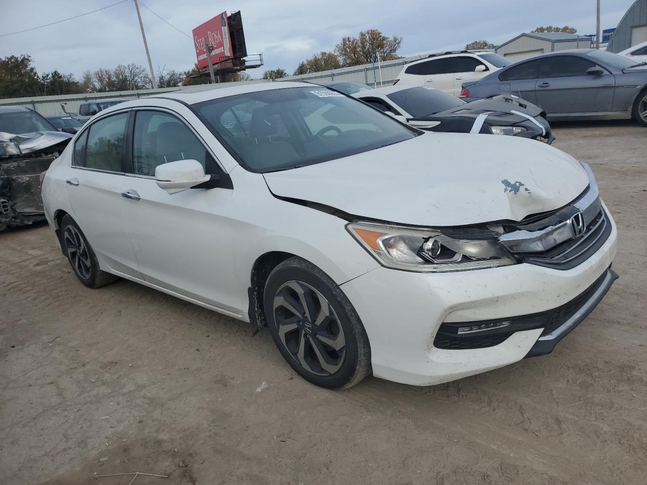 2017 HONDA ACCORD