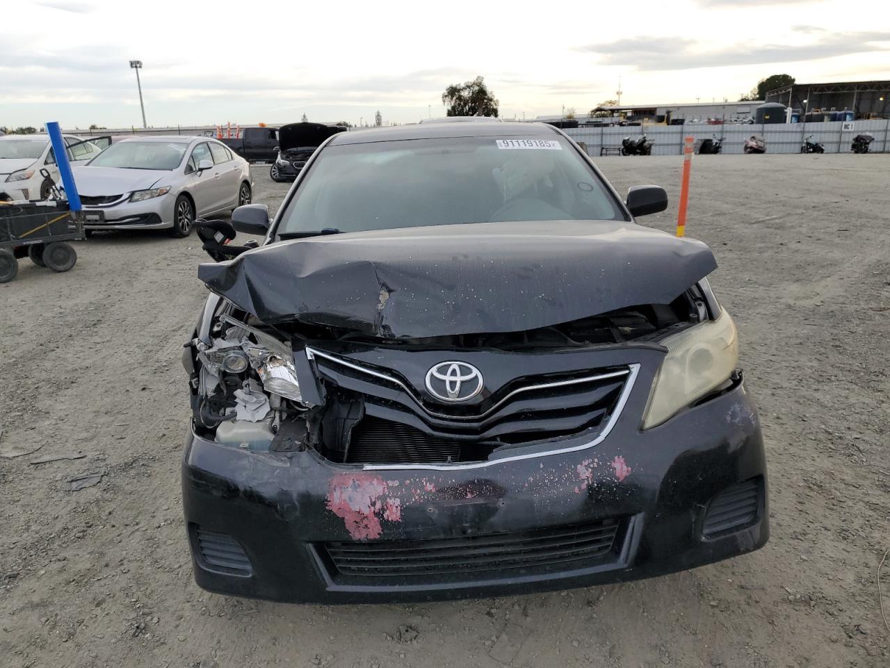 2011 TOYOTA CAMRY