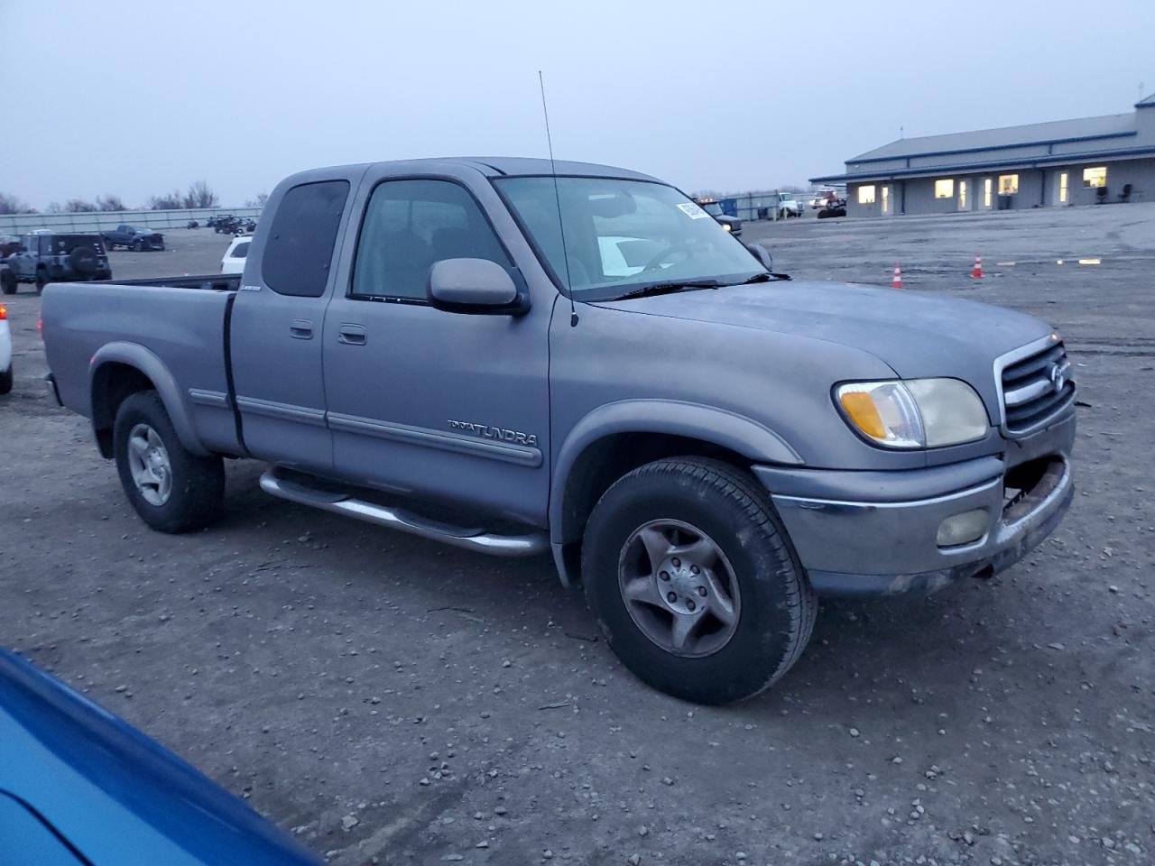 2000 TOYOTA TUNDRA