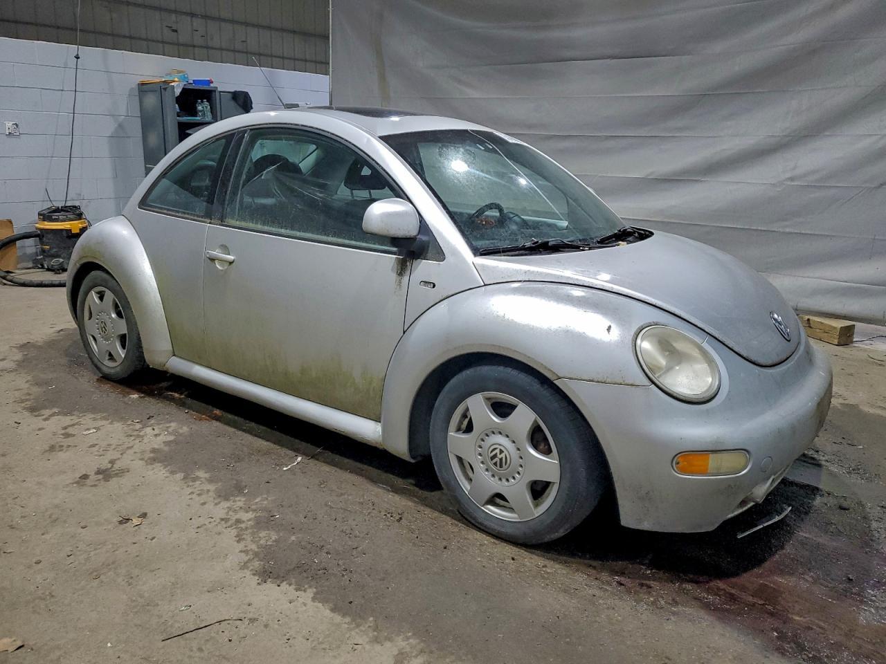 2000 VOLKSWAGEN Beetle