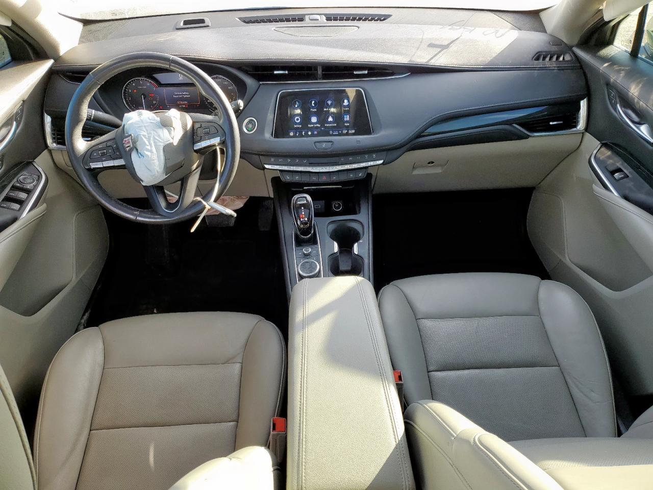 2021 CADILLAC XT4