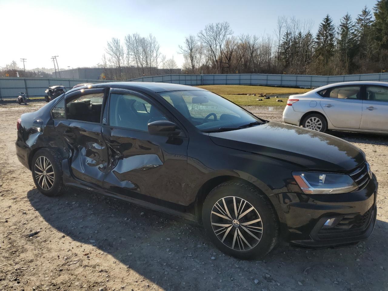 2018 VOLKSWAGEN JETTA