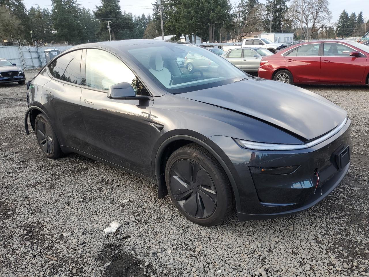 2026 TESLA MODEL Y