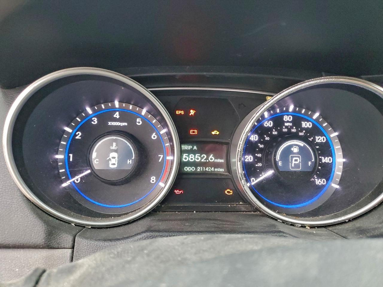 2011 HYUNDAI SONATA