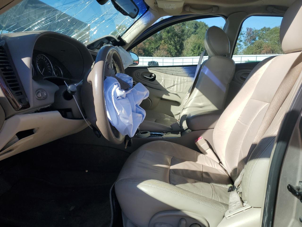 2002 OLDSMOBILE Aurora