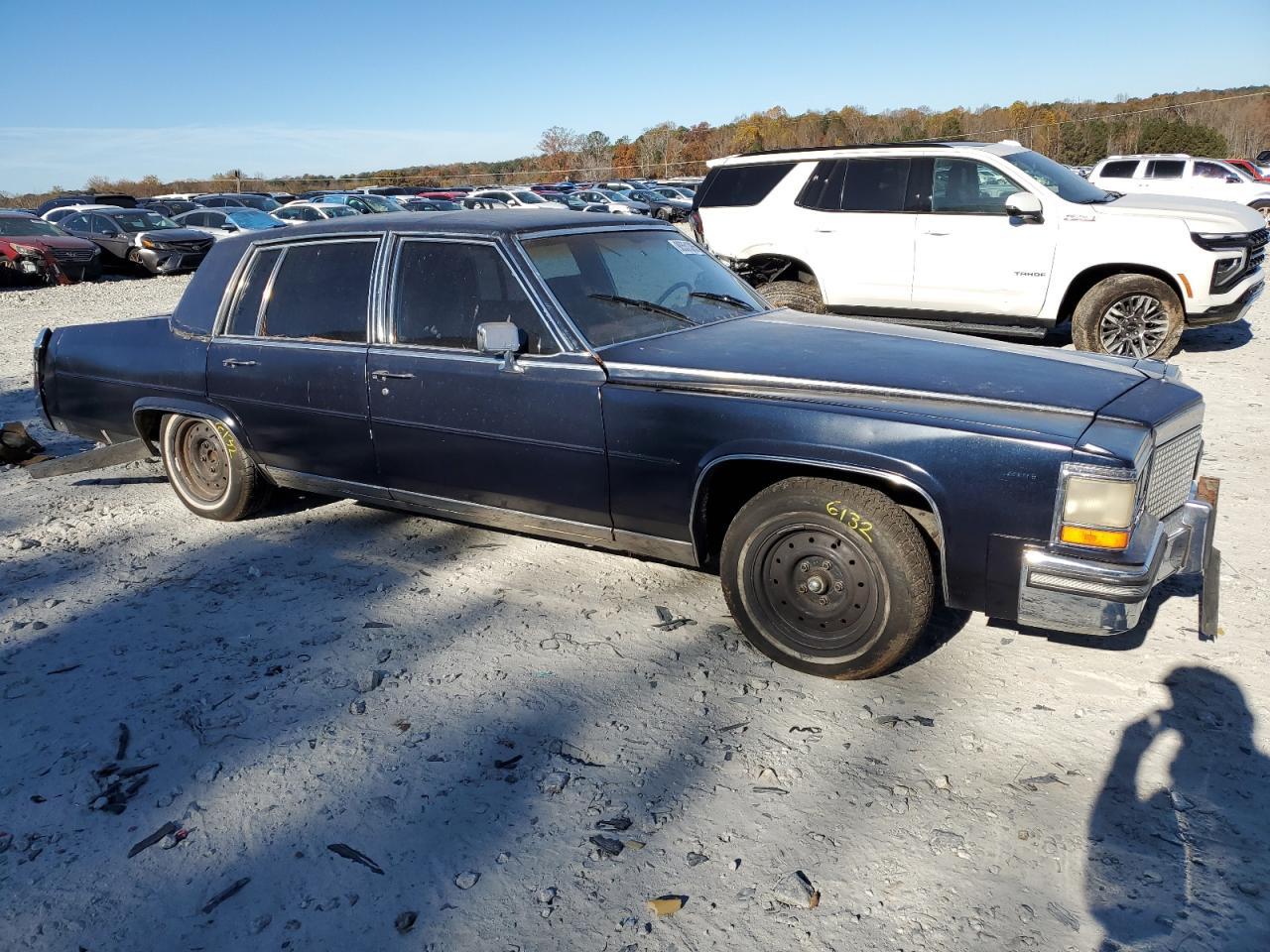 1987 CADILLAC Brougham