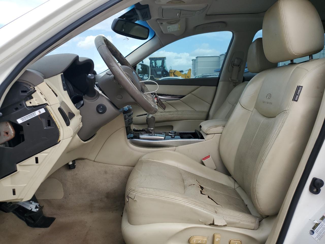 2012 INFINITI M37