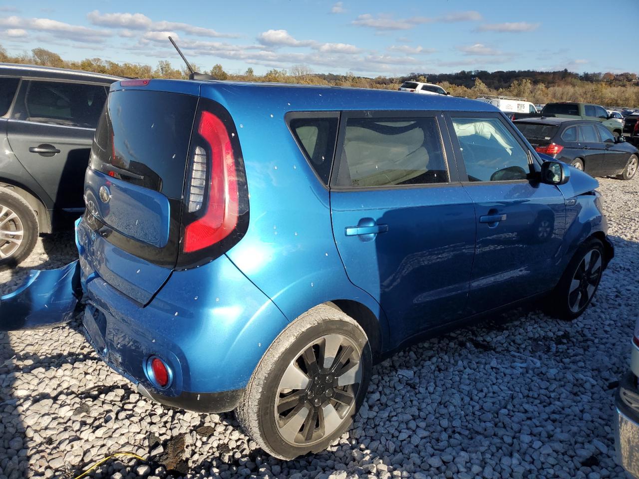 2017 KIA SOUL