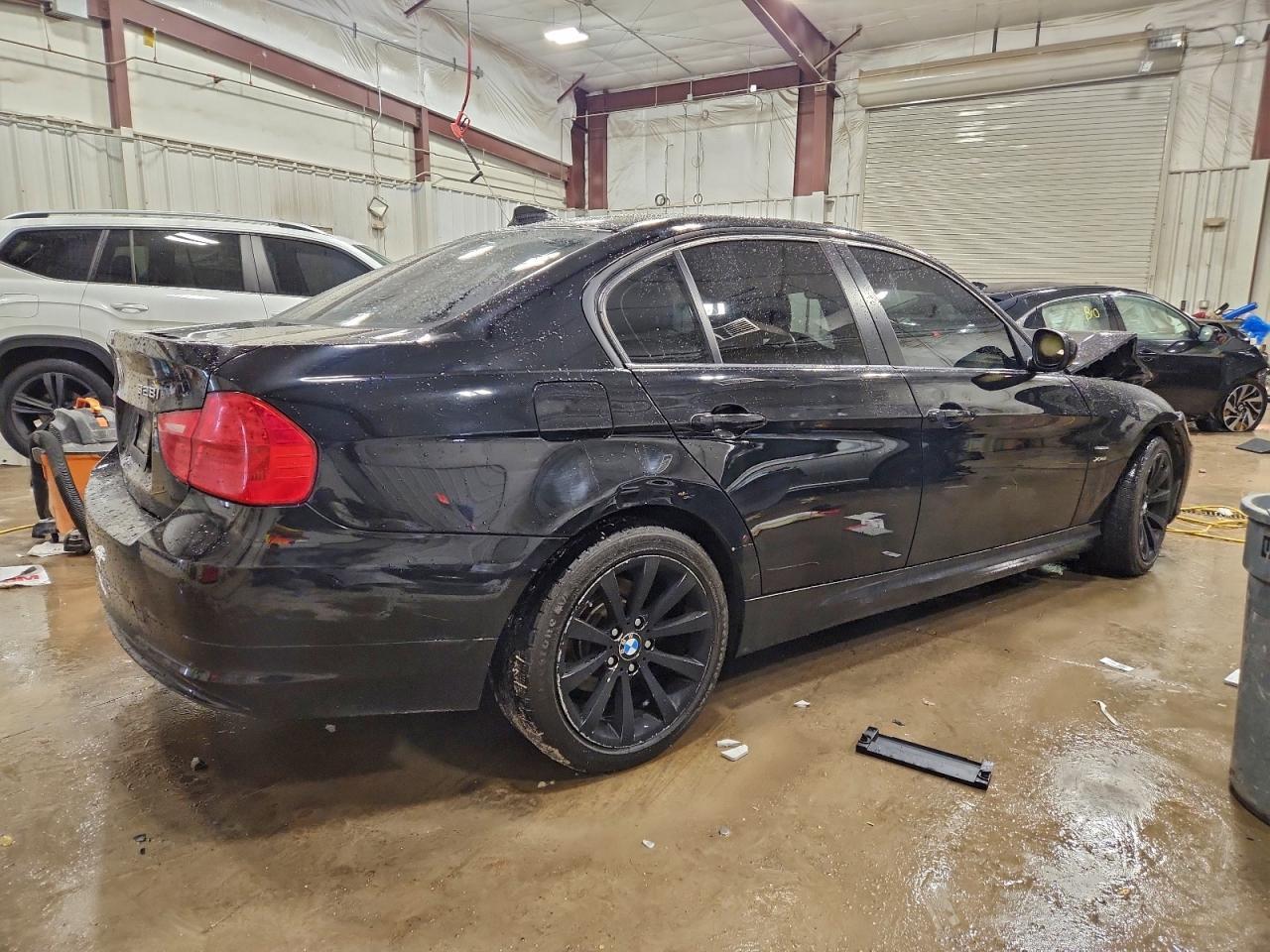 2011 BMW 3 SERIES