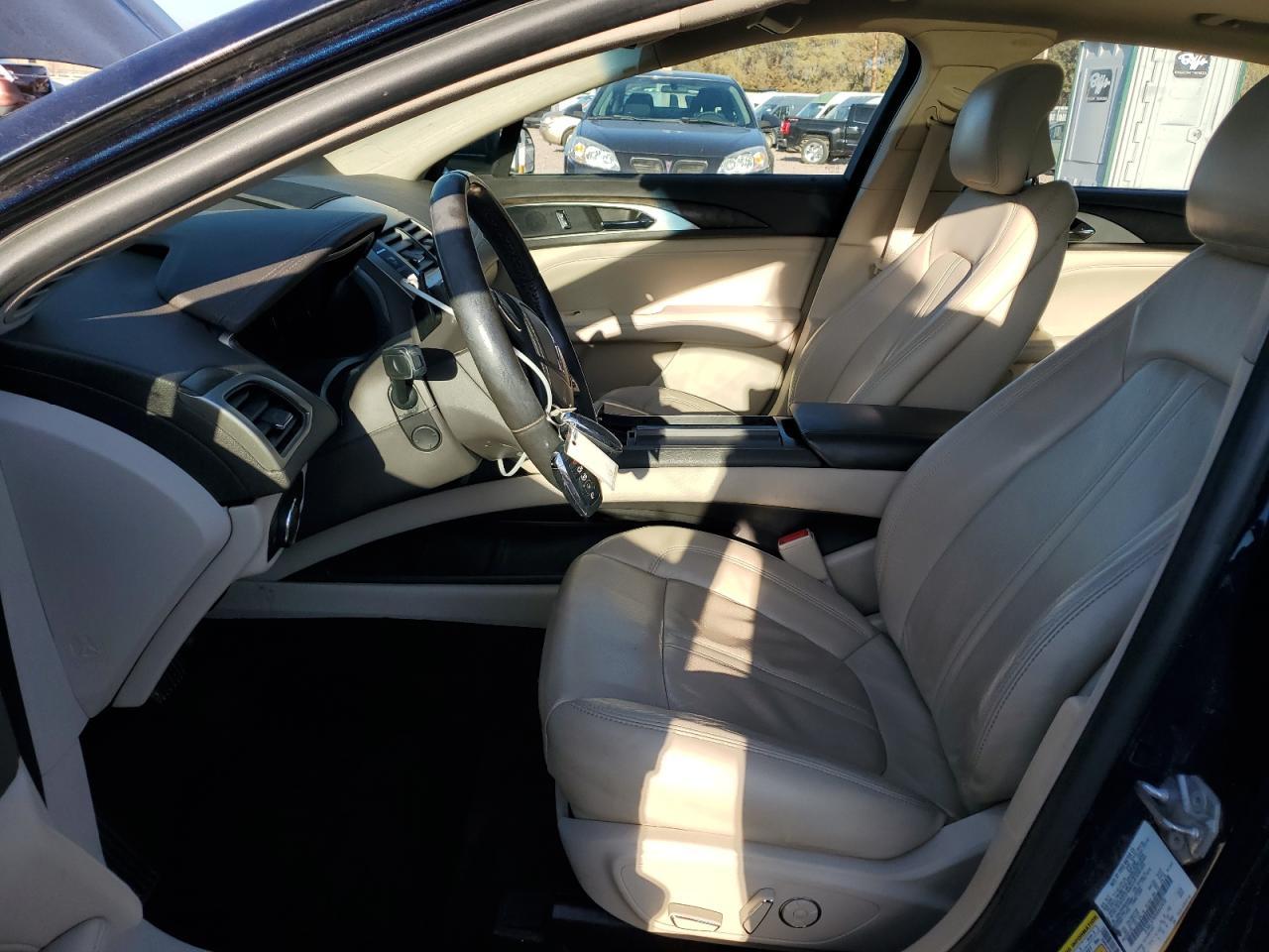 2017 LINCOLN MKZ