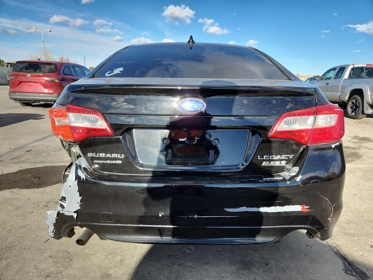 2016 SUBARU Legacy