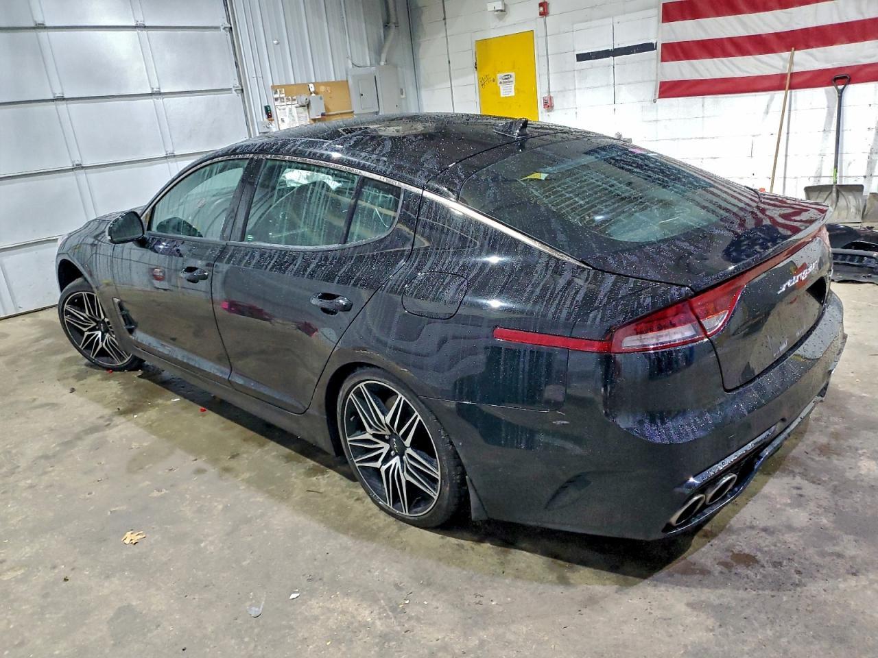 2022 KIA Stinger