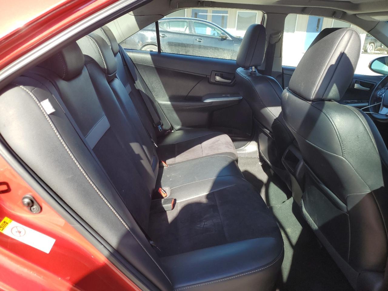 2014 TOYOTA CAMRY