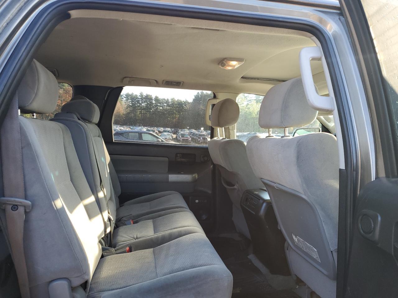 2008 TOYOTA Sequoia