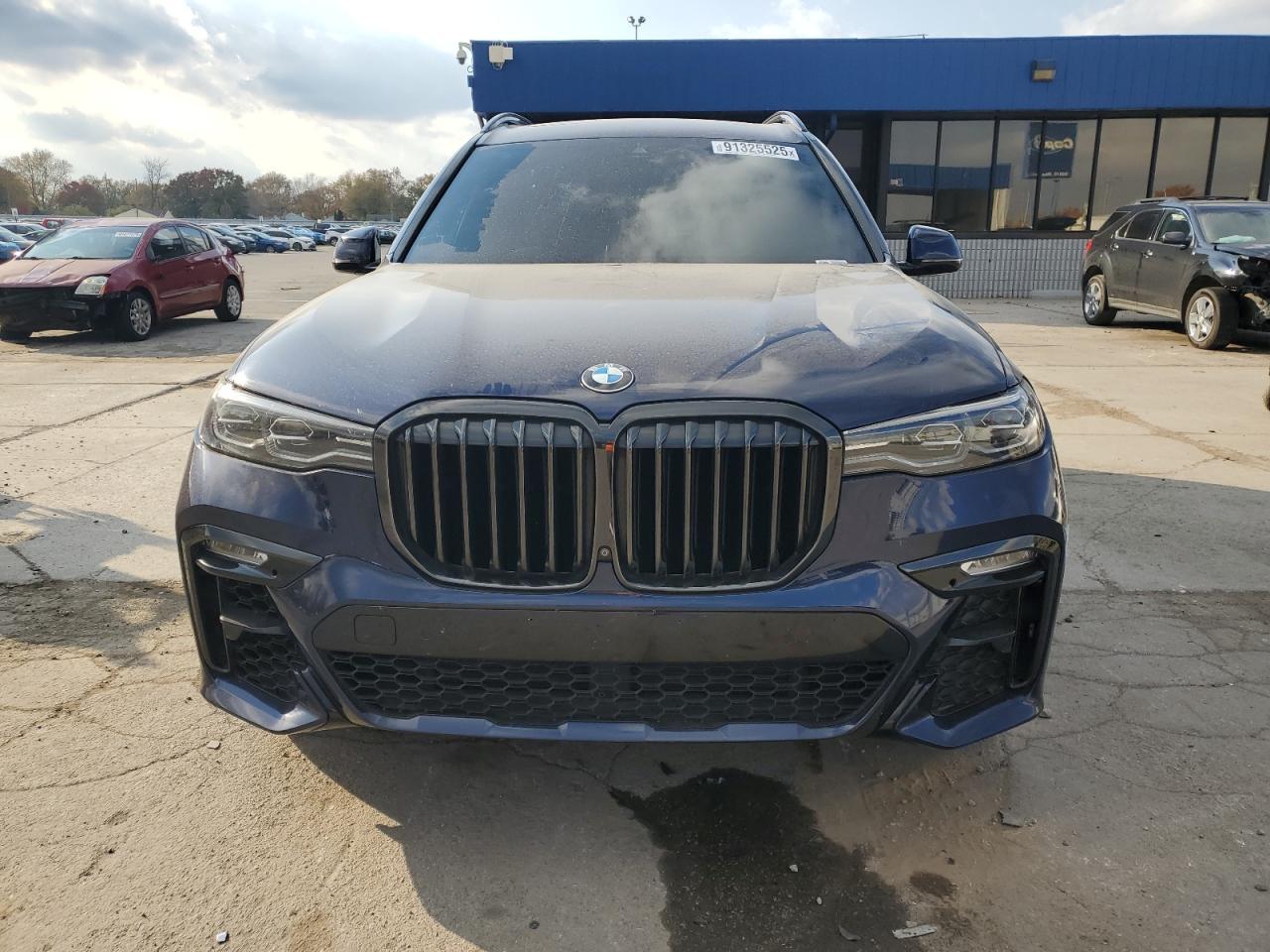 2020 BMW X7