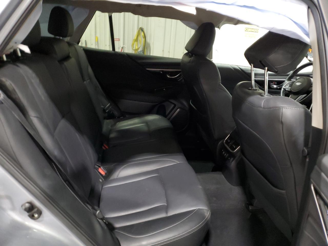 2022 SUBARU Outback