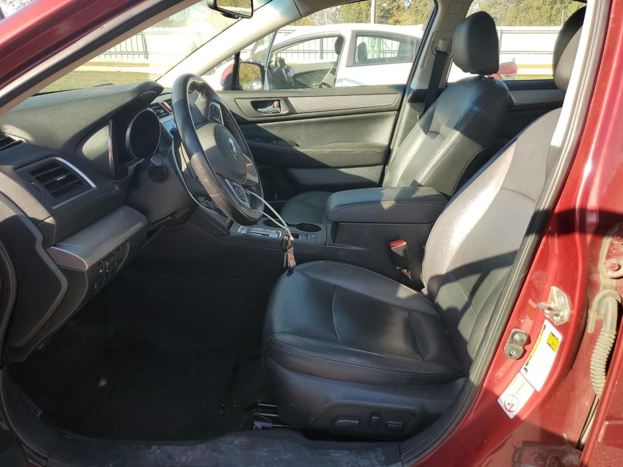2015 SUBARU Legacy