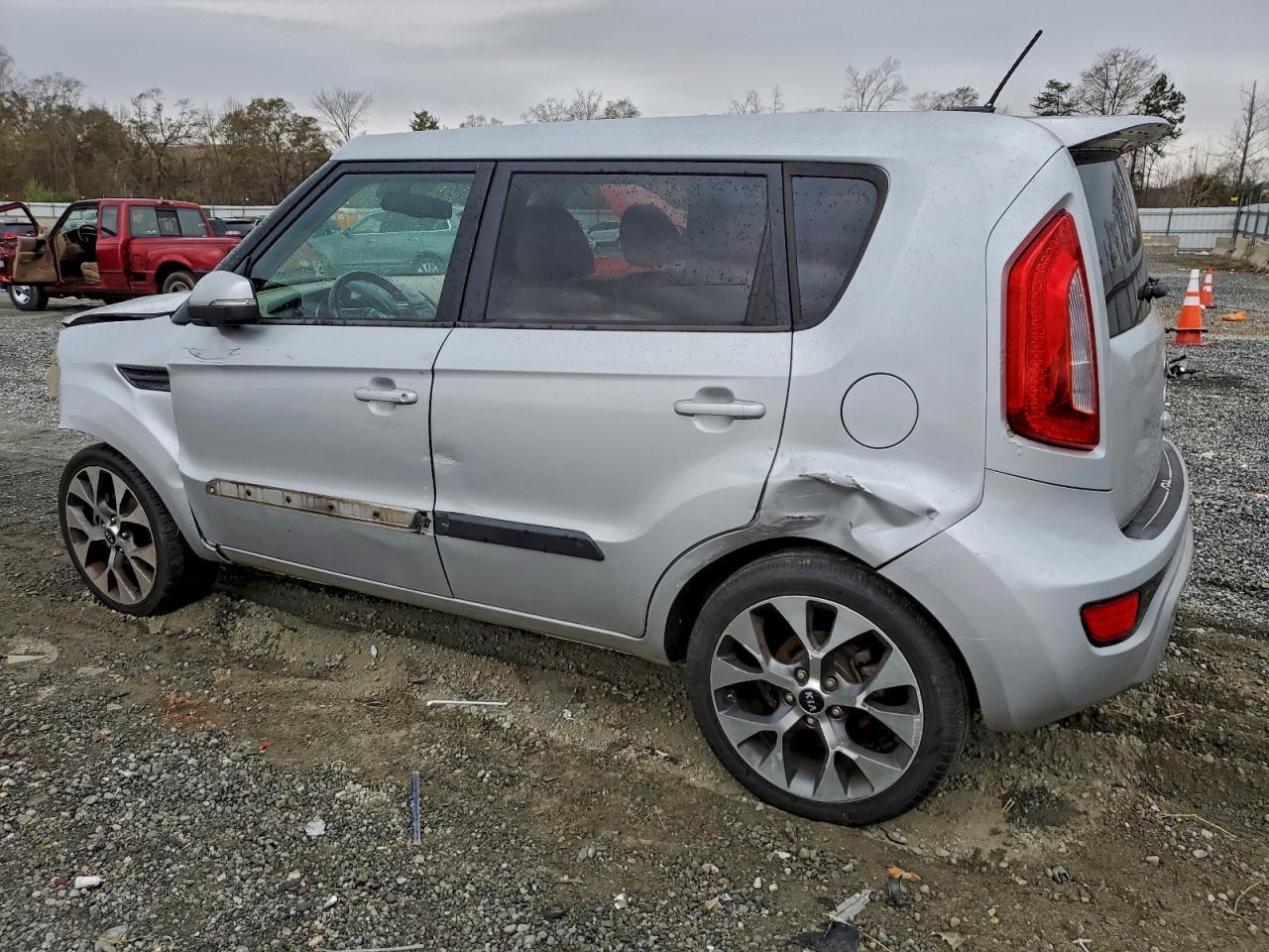 2013 KIA SOUL
