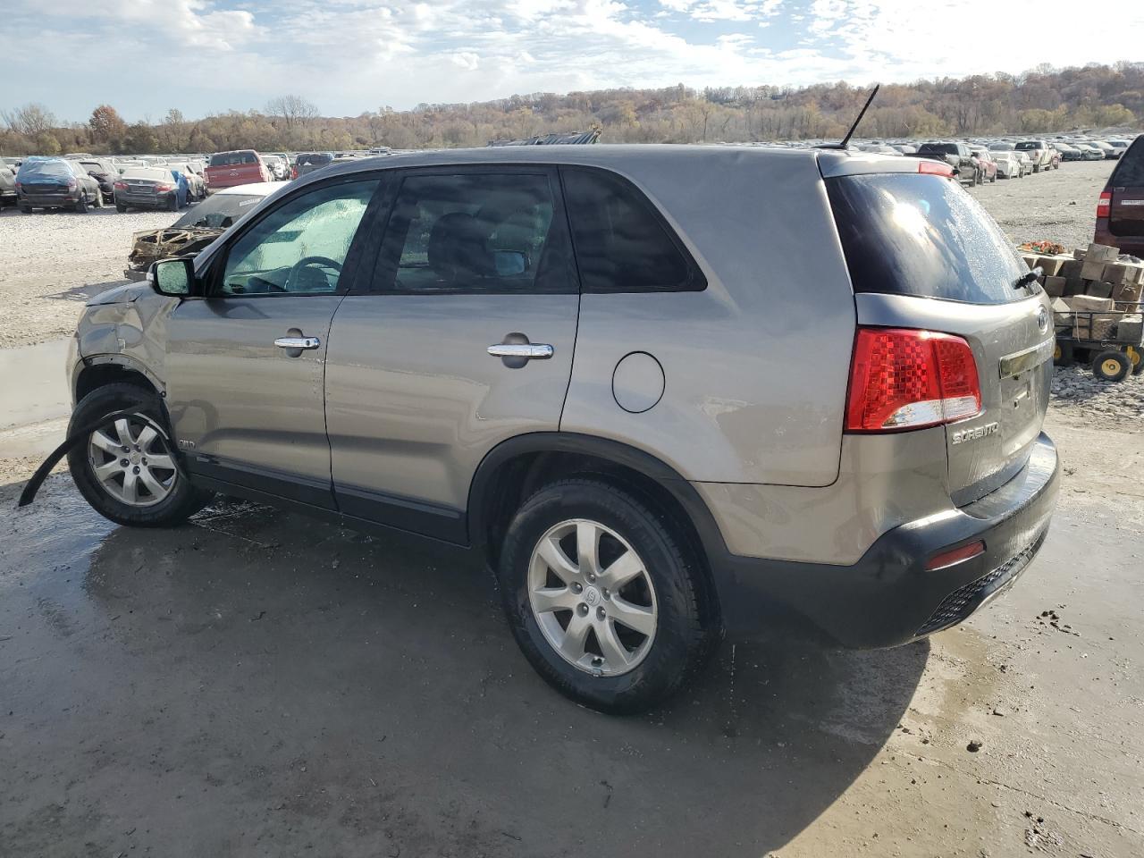 2011 KIA SORENTO