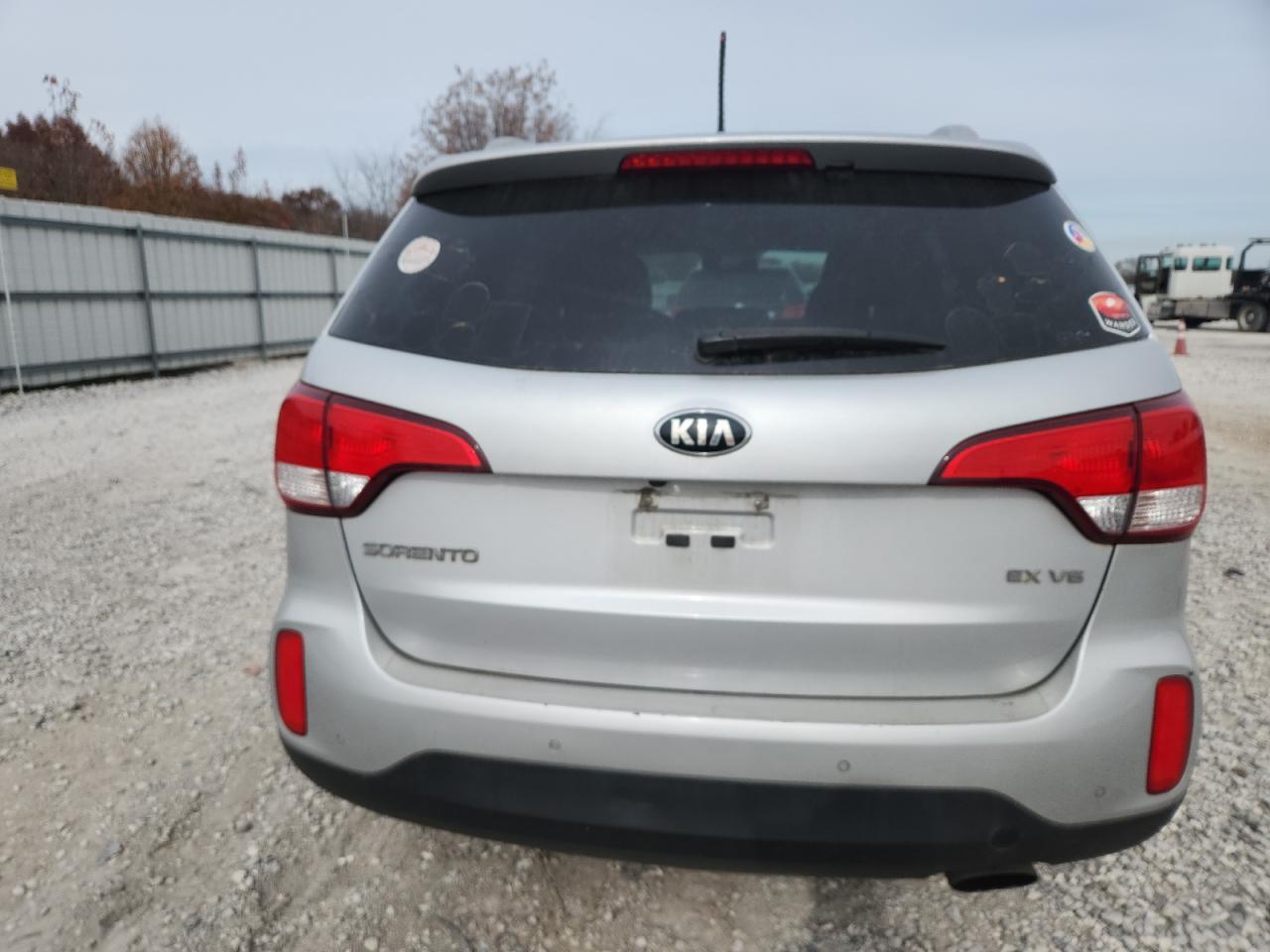 2015 KIA SORENTO