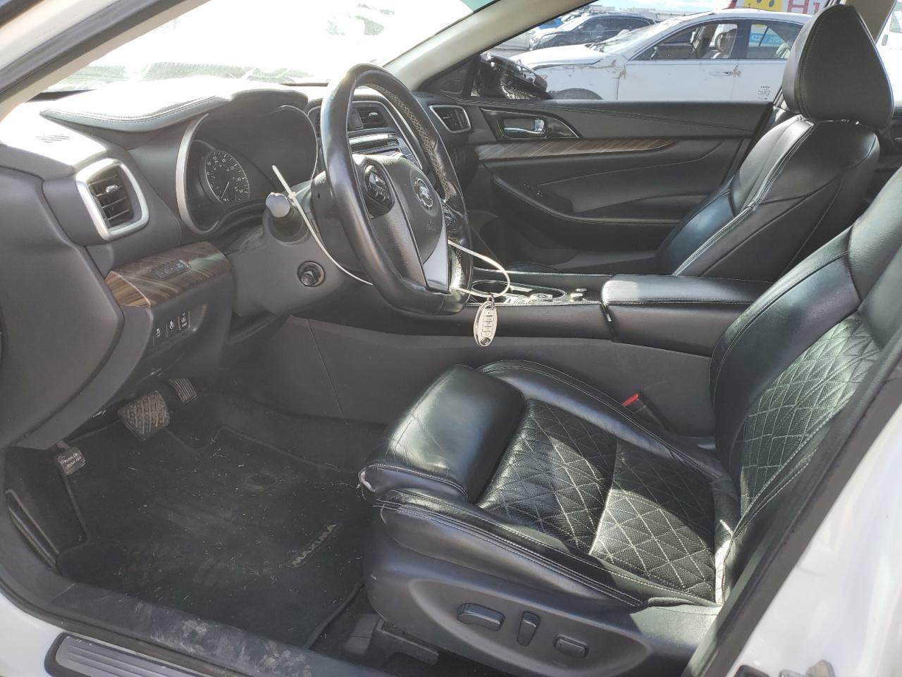 2016 NISSAN Maxima