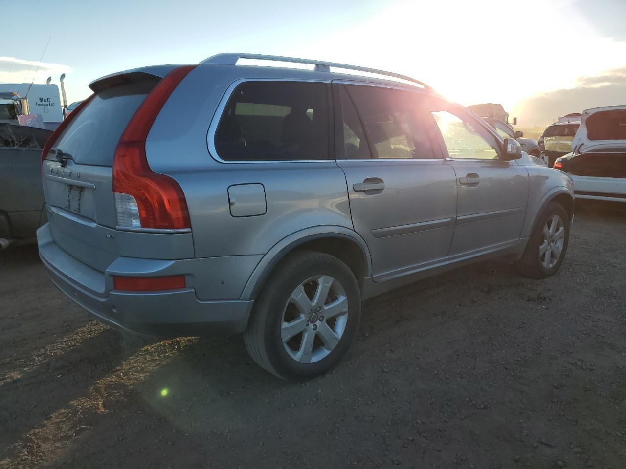 2013 VOLVO XC90