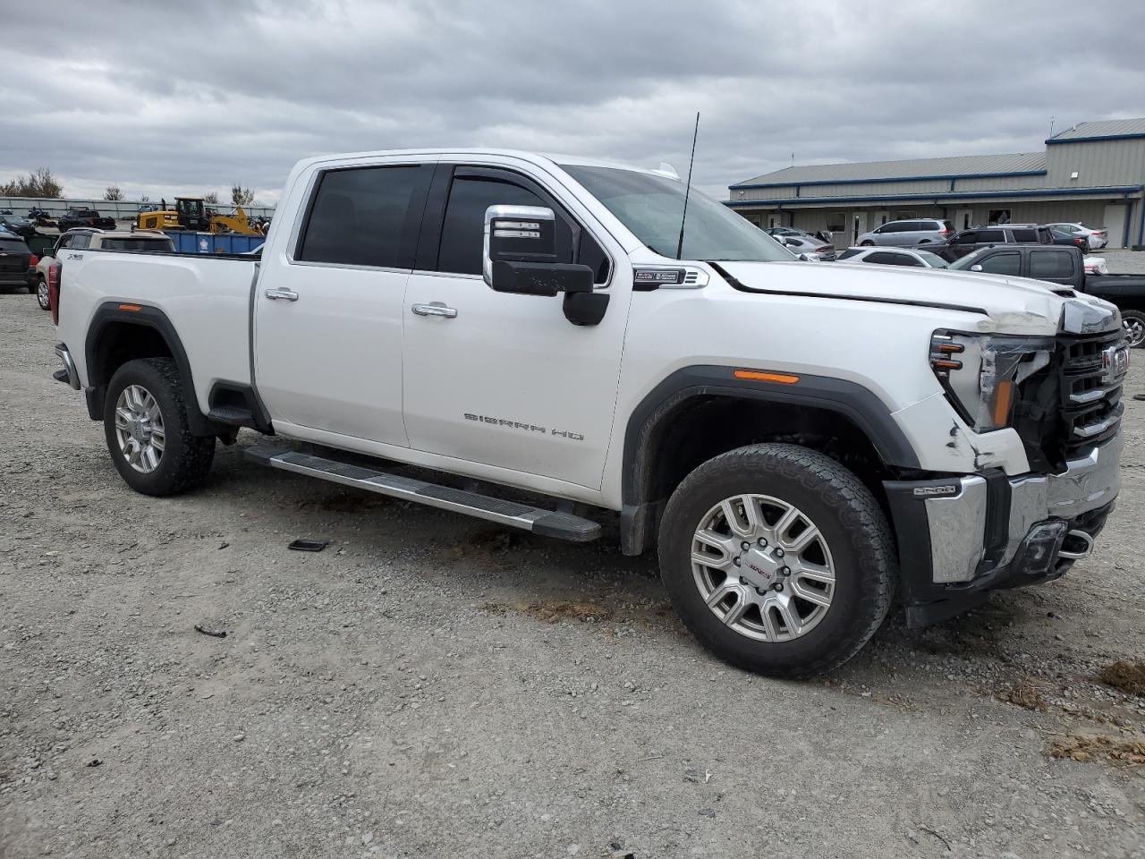 2024 GMC Sierra