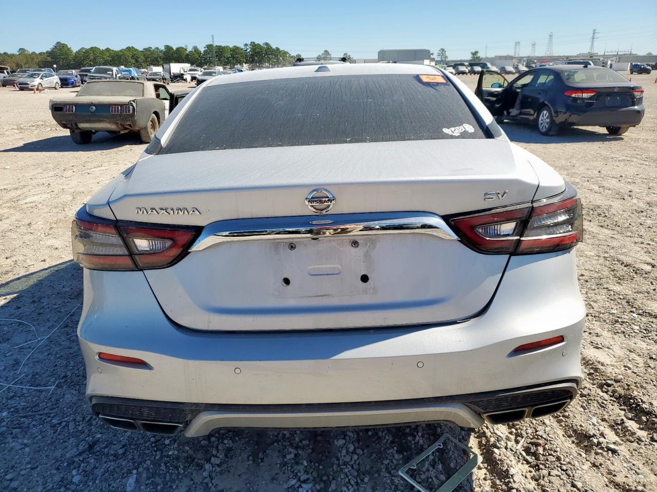 2022 NISSAN Maxima