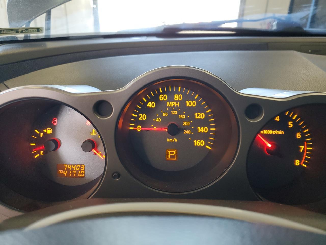 2005 NISSAN Maxima