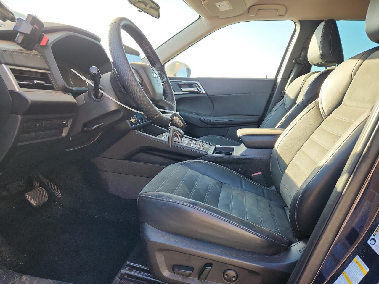 2022 MITSUBISHI outlander