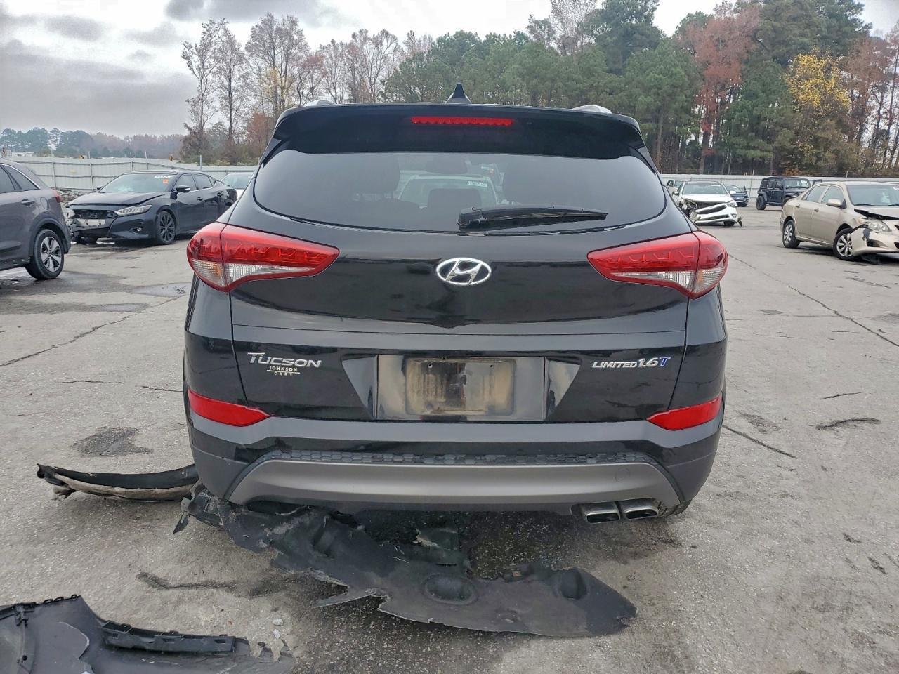 2016 HYUNDAI TUCSON