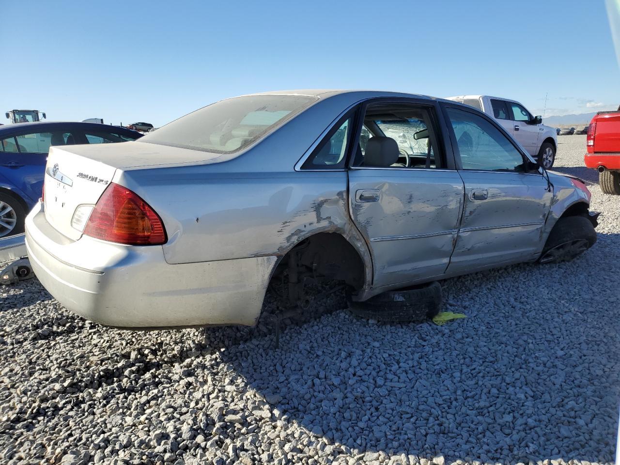 2000 TOYOTA Avalon