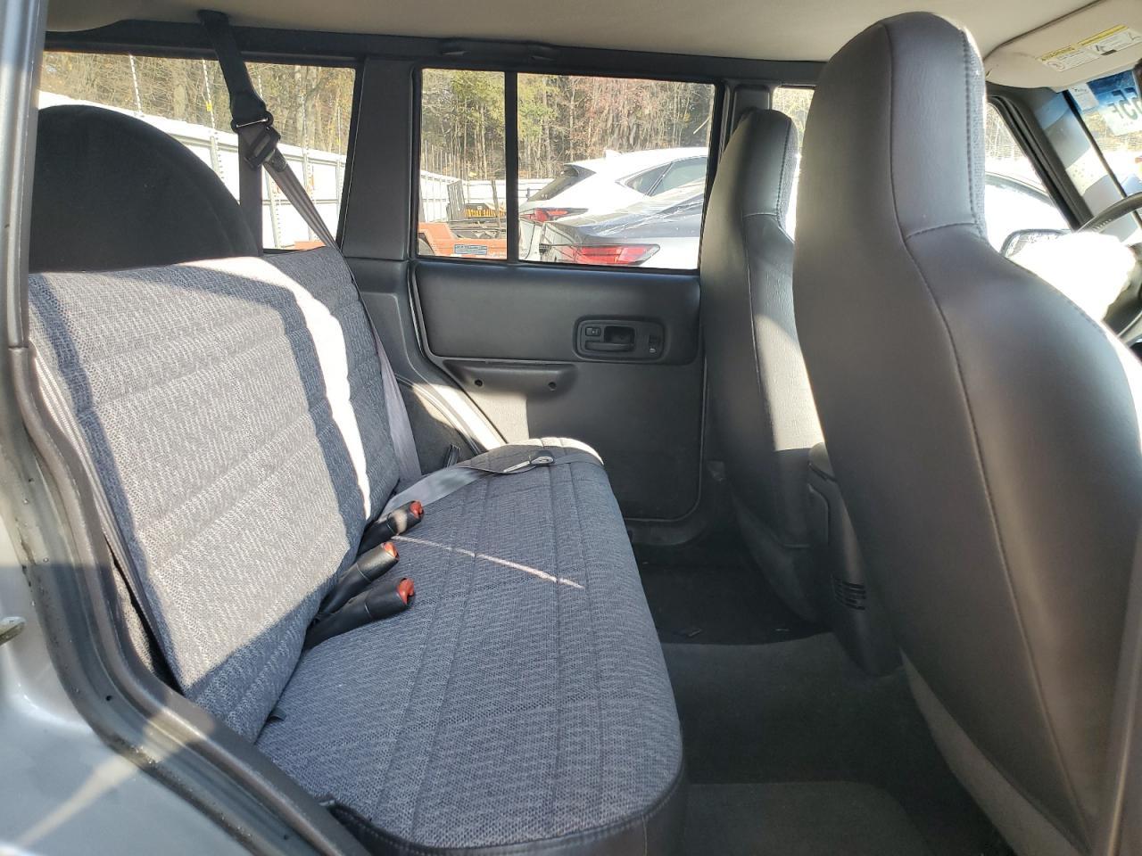 2000 JEEP CHEROKEE