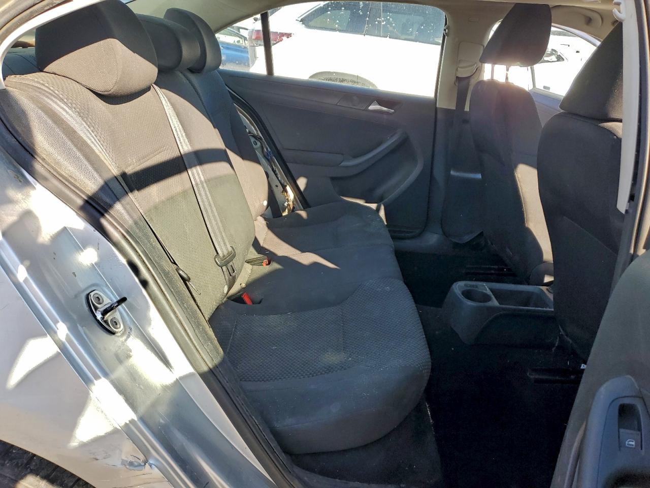 2012 VOLKSWAGEN JETTA