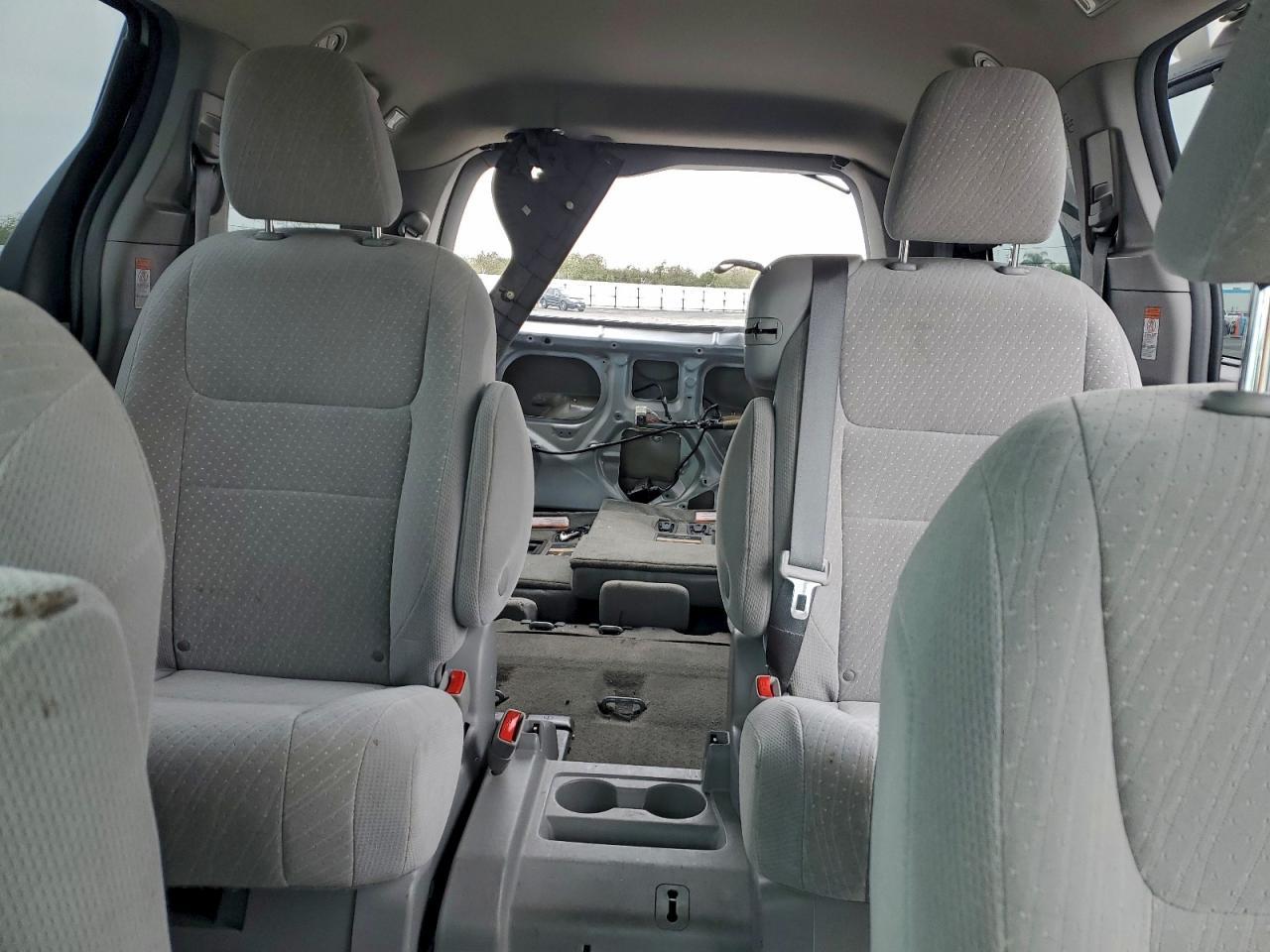2018 TOYOTA SIENNA