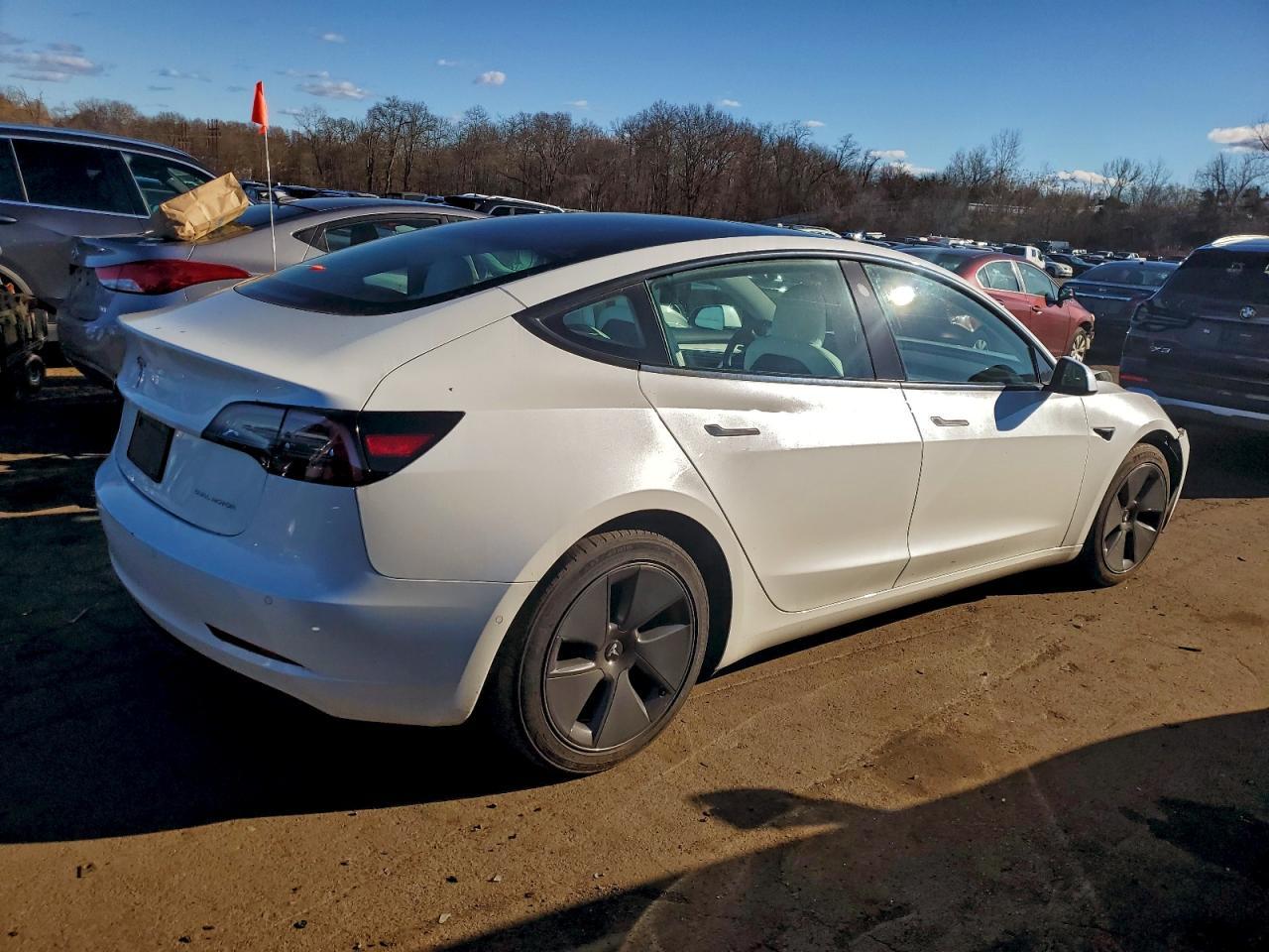 2021 TESLA MODEL 3
