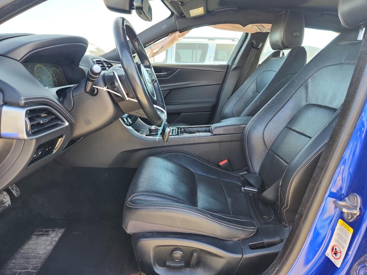 2018 JAGUAR XE