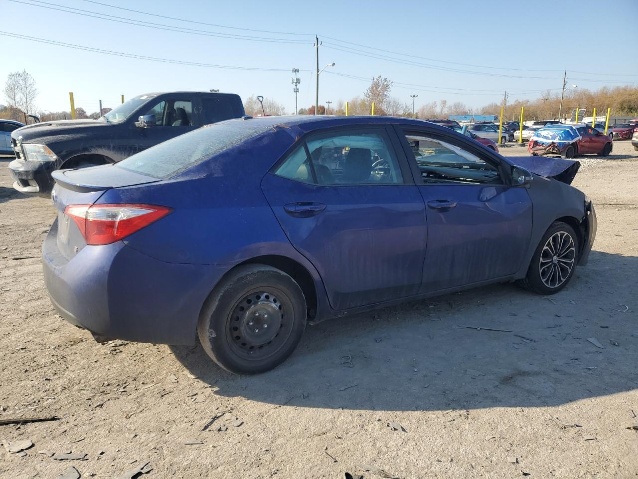 2015 TOYOTA COROLLA