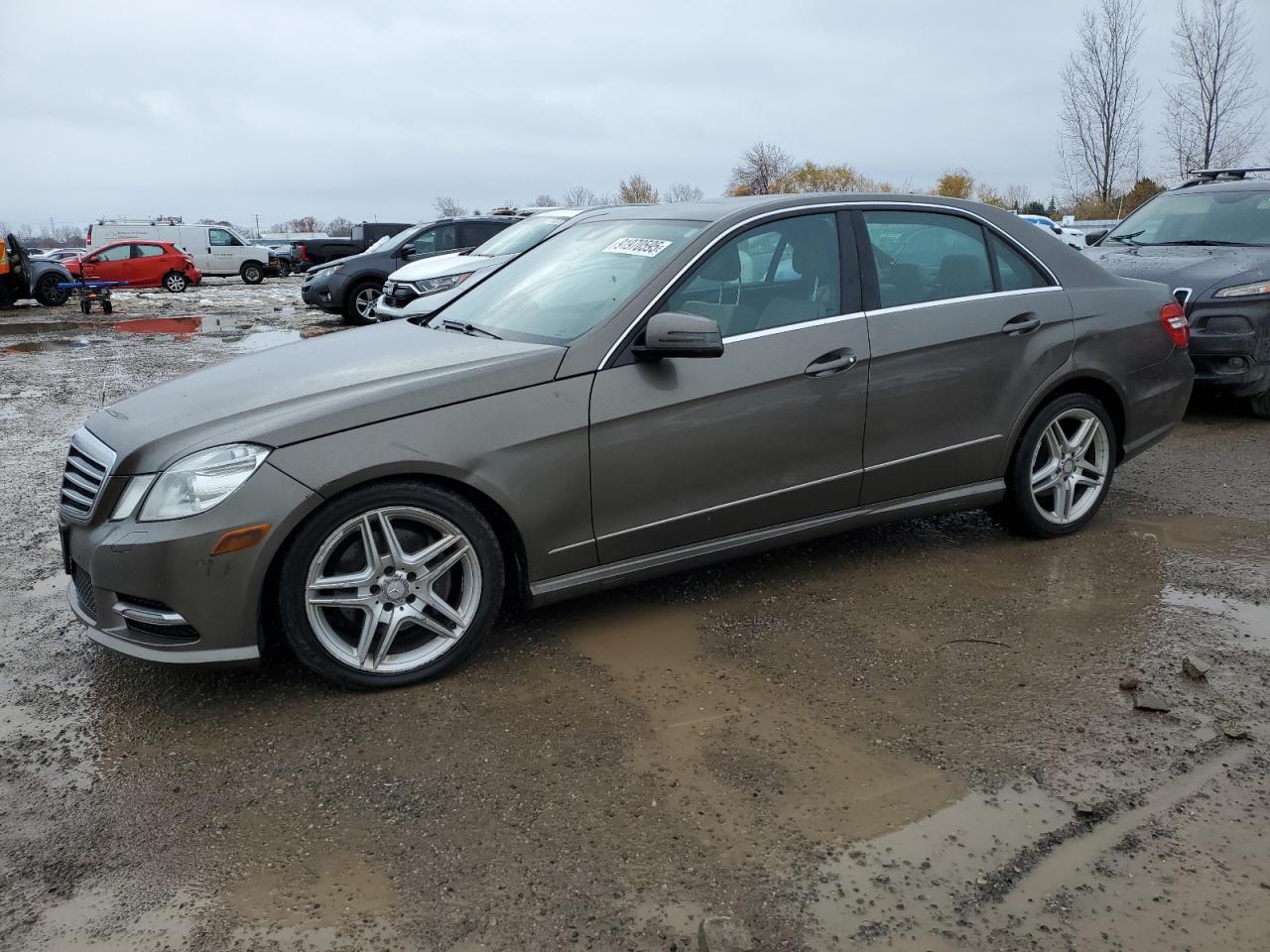 2013 MERCEDES-BENZ E-Class