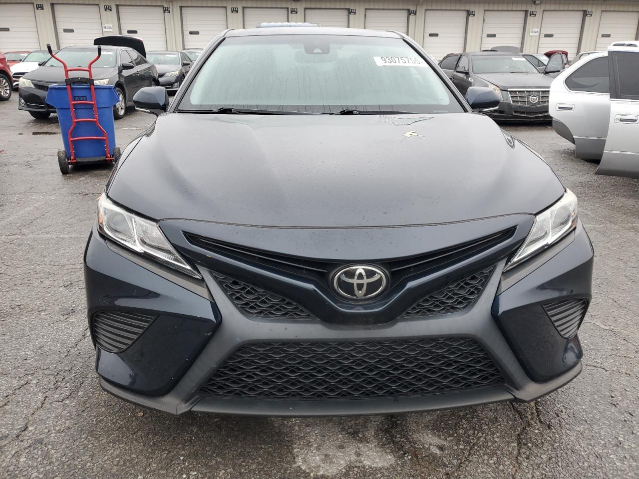 2019 TOYOTA CAMRY