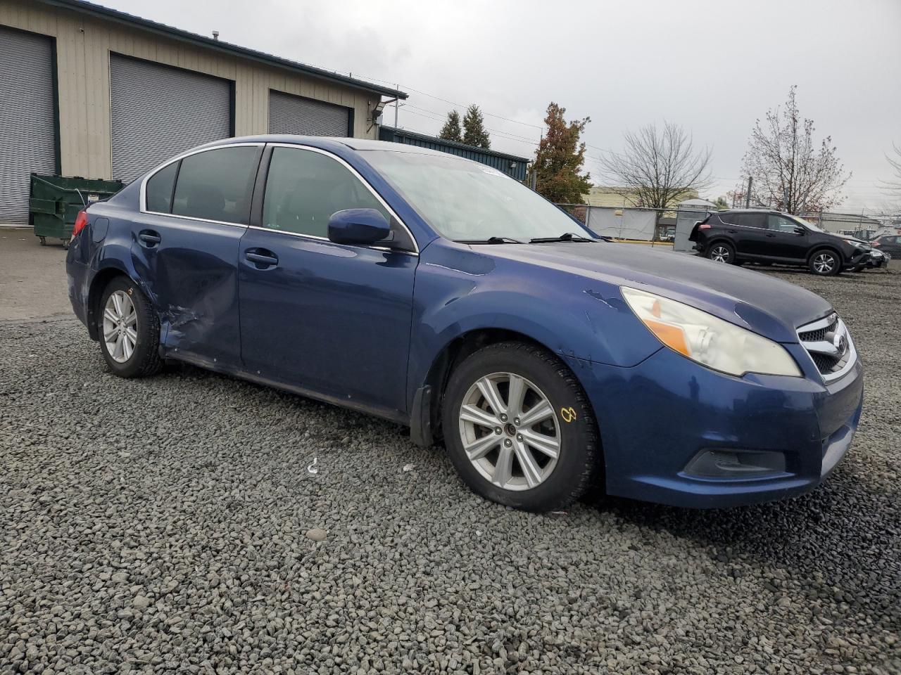 2011 SUBARU Legacy