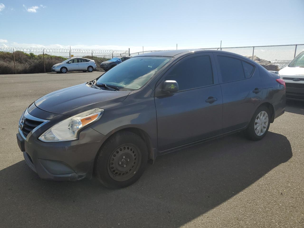 2015 NISSAN VERSA