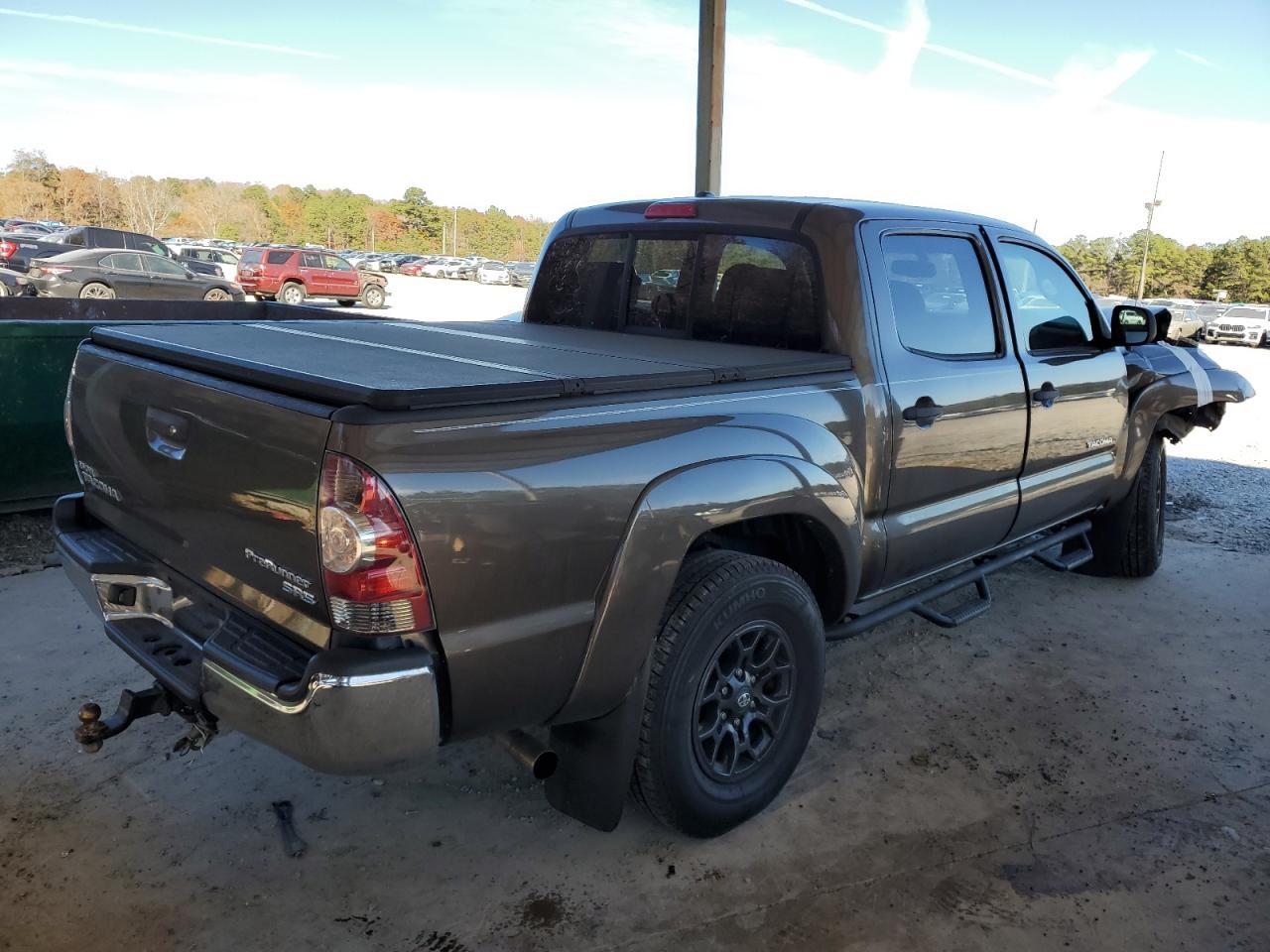 2011 TOYOTA TACOMA