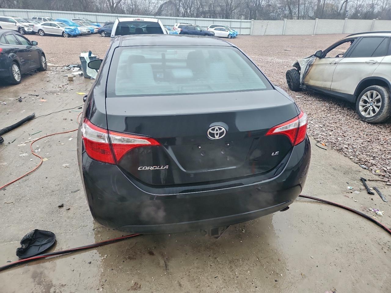 2015 TOYOTA COROLLA